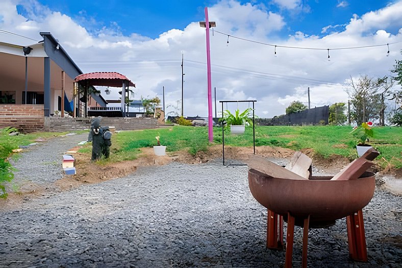 La vida es bella! hermosa Casa Cerca a Pereira